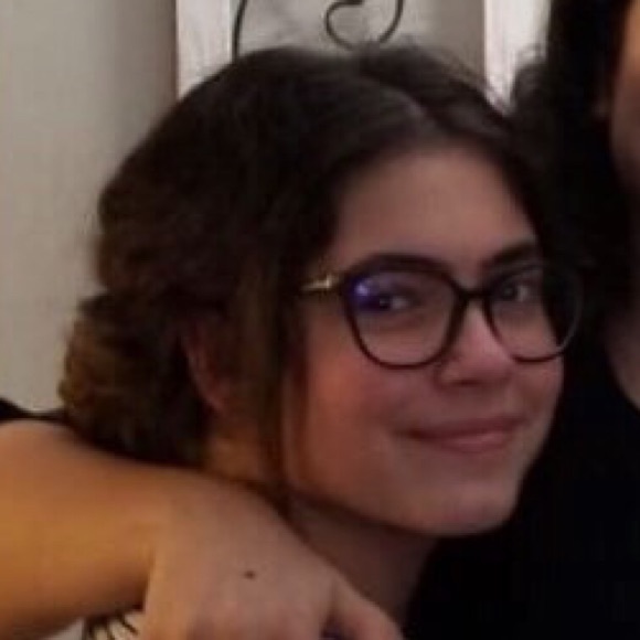 Meet your Posher, Celina - Picture 1 of 1